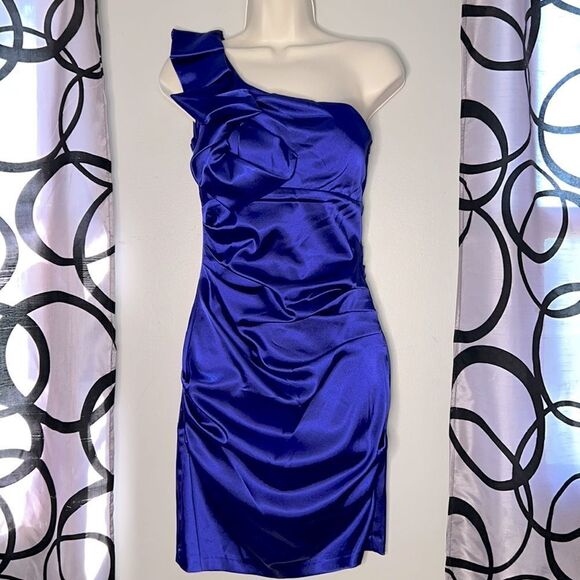 B.Darlin Purple One Shoulder Bodycon Mini Dress size 3/4 - Picture 1 of 15